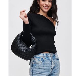 NWT Urban Expressions Tracy Woven Clutch Black Zip Top Inner Pocket $80 Retail